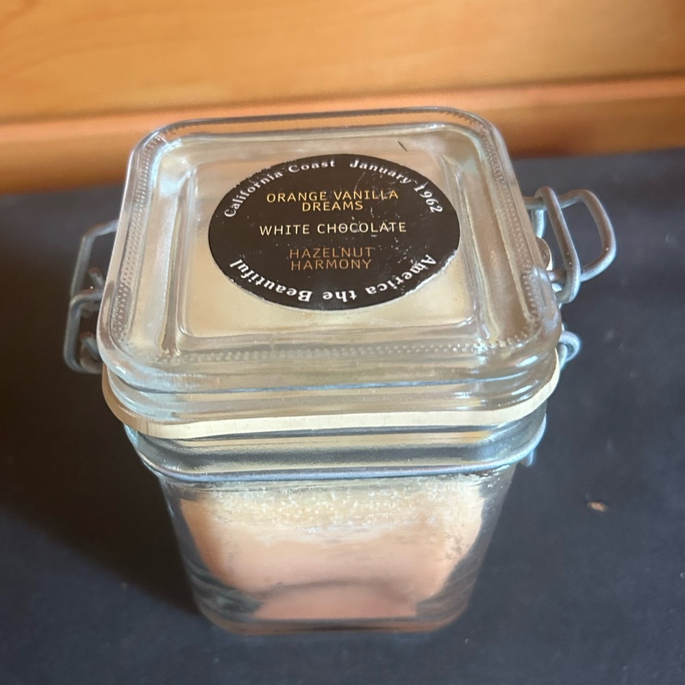 Root Layered  Candle / Orange Vanilla Dreams - White Chocolate - Hazelnut